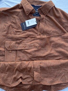 Men's Long-Sleeve Button-Down Shirt in Caramel Latte color! NEW WITH TAG